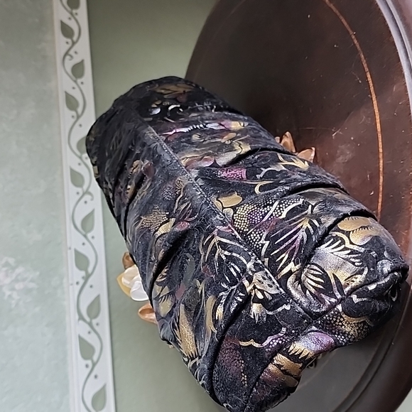 🎉 HP🎉 Retro  purse  metal clasp and removable metal strap - Picture 6 of 7